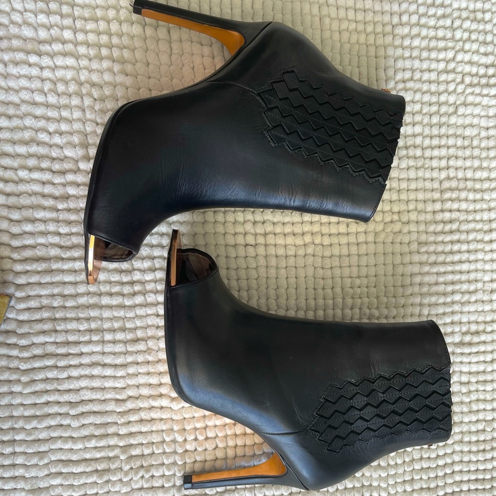 New Ted Baker Open Toe Bootie size 37.5